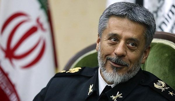 وضعیت پادگانها بهتر از بیرون است