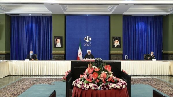 همه تا پایان سال پروتکلهای بهداشتی را رعایت کنند
