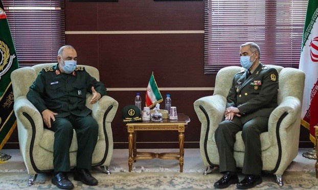 دشمنان از هیچ حربهای برای فشار بر ملت ایران فروگذار نکردهاند